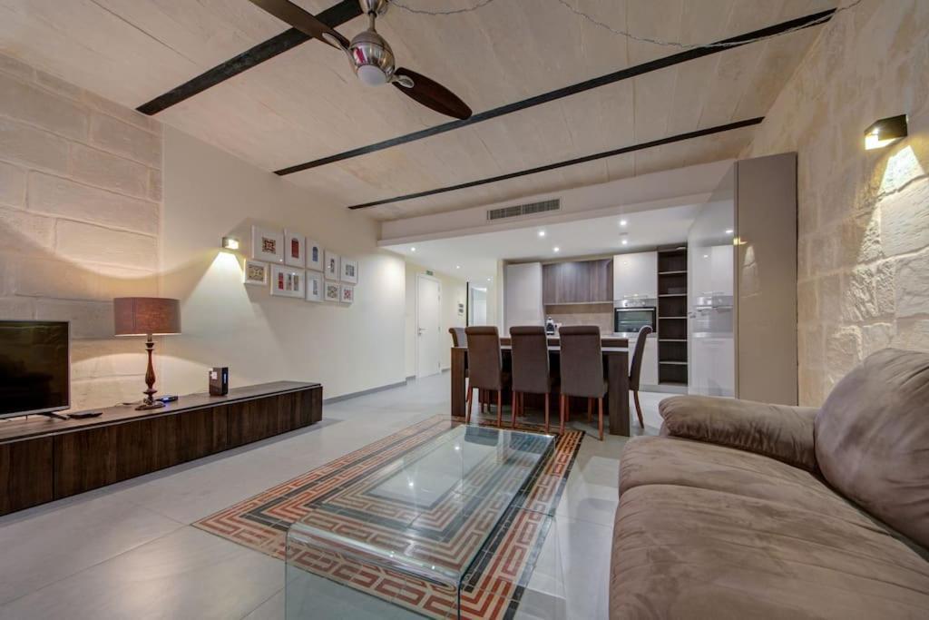 Vallettastay - Orangerie Two Bedroom Apartment 301 외부 사진
