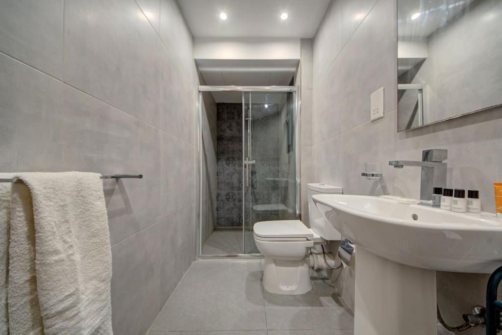 Vallettastay - Orangerie Two Bedroom Apartment 301 외부 사진